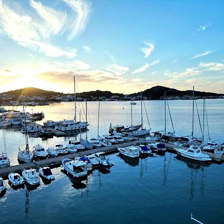 Ferienwohnung Seaview Sveti Filip i Jakov Exterior foto