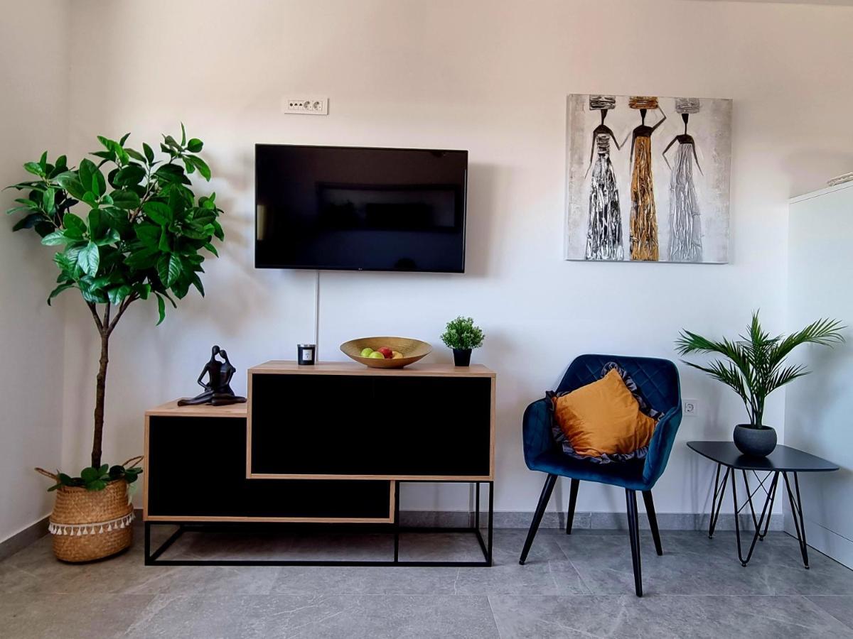Ferienwohnung Seaview Sveti Filip i Jakov Exterior foto